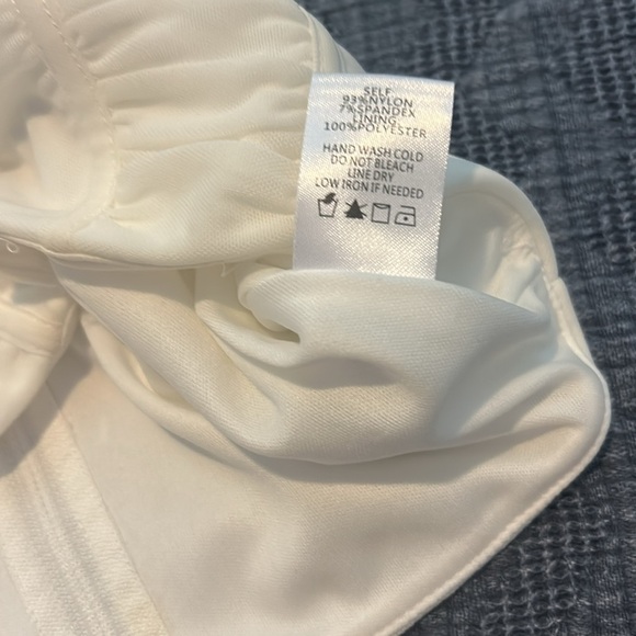 Blue Blush Cropped White Corset Bra Top Small - Picture 6 of 6